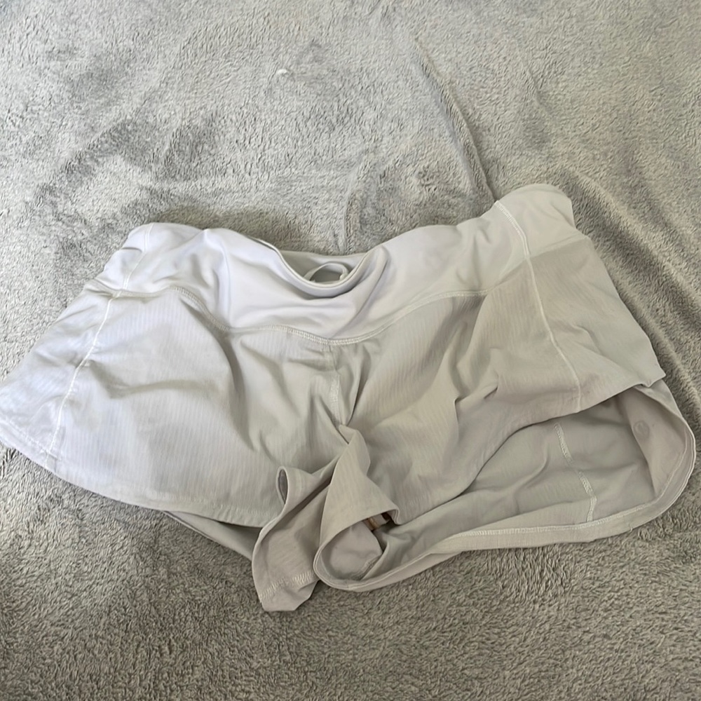Size 6 Lululemon 2.5” speed ups